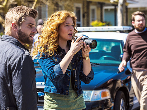Rachelle LeFevre als Julia fotografiert in einer Szene aus "Under the Dome"
