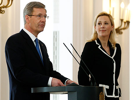 © AP/Michael Sohn Rücktrittsrede von Christian Wulff als deutscher Präsident