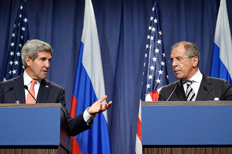 © APA/EPA/Martial Trezzini US-Außenminister der USA, John Kerry und sein russischer Amtskollegen Sergej Lawrow