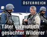 Polizeibeamte bei einer Straßensperre