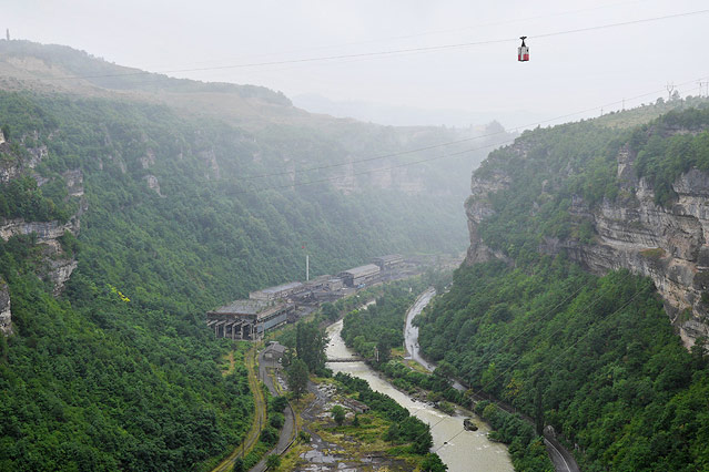 © picturedesk.com/Rex Features/Amos Chapple Gondel im georgischen Chiatura