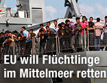 Flüchtlinge auf einem Schiff