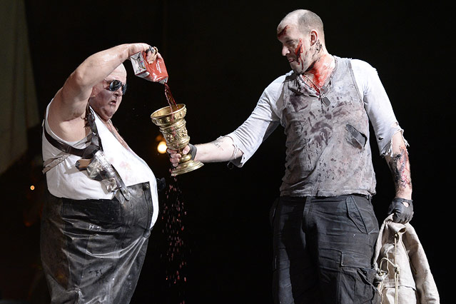 © APA/Hans Klaus Techt Szene von "Mutter Courage und ihre Kinder" im Burgtheater in Wien
