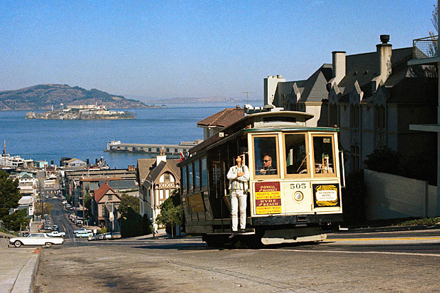 © AP Cable Car in San Francisco