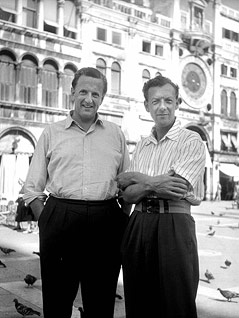 Benjamin Britten und Peter Pears in Venedig im Jahr 1954