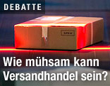 Paket am Förderband