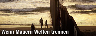 Grenzwall am Strand zwischen Mexiko und des USA nahe Tijuana