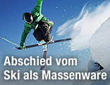 Sprung eines Skifahrers