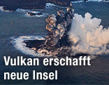 Neuentstandene Insel der japanischen Küste vor Nishinoshima