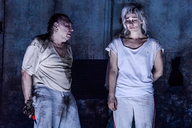 © Lalo Jodlbauer Szene aus "Woyzeck" im Volkstheater