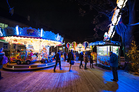 © ORF.at/Zita Köver Kinderkarrussell am Weihnachtsmarkt