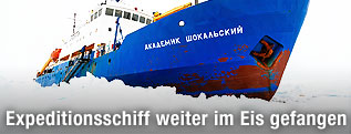 Die im Eis gefangenen MV Akademik Shokalskly