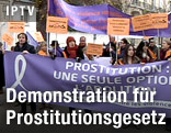Demonstranten mit Transparenten