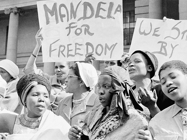 Mandelas Anhänger