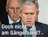 Der ehemalige US-Pr&auml;sident Georg W. Bush gefolgt von seinem VIze Richard "Dick" Cheney
