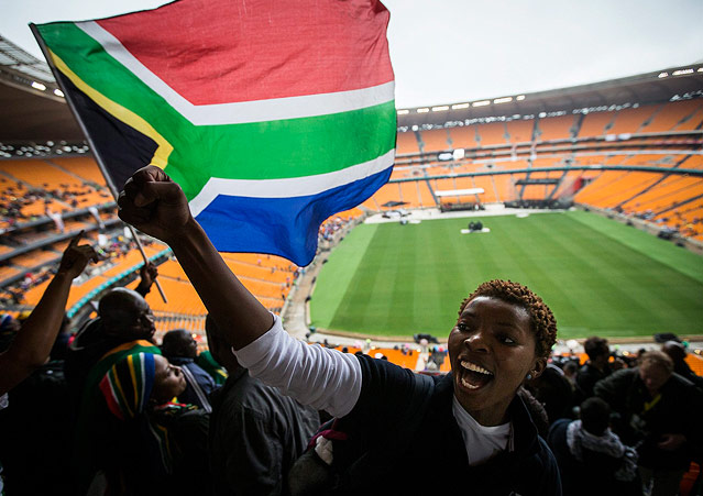 © APA/EPA/Ian Langsdon Begräbnisfeiern in Johannesburg