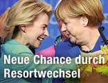 Van der Leyen und Angela Merkel