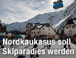 Skigebiet mit Gondel im Nordkaukasus