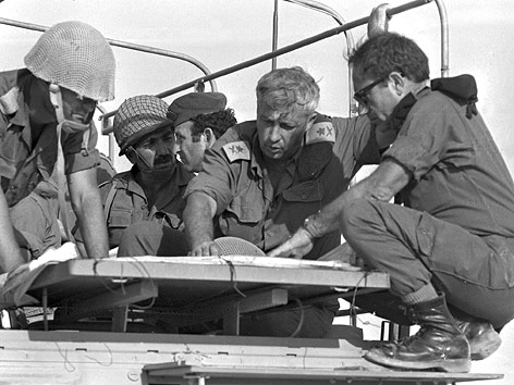 © Reuters/Shlomo Arad/Government Press Office Ariel Scharon, 1973