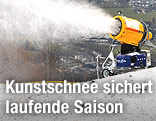 Schneekanone im Einsatz