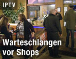 Menschen vor Marijuana-Shop