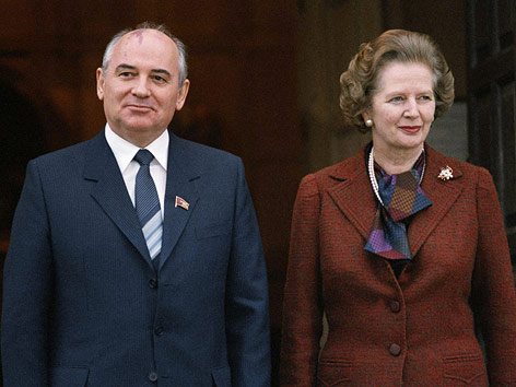© AP/Gerald Penny Michail Gorbatschow und Margaret Thatcher, 1984