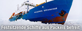 Das russische Forschungsschiff „MV Akademik Schokalskiy“