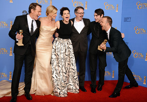 © AP/Invision/Jordan Strauss Bryan Cranston, Anna Gunn, Betsy Brandt, Vince Gilligan, RJ Mitte, und Aaron Paul