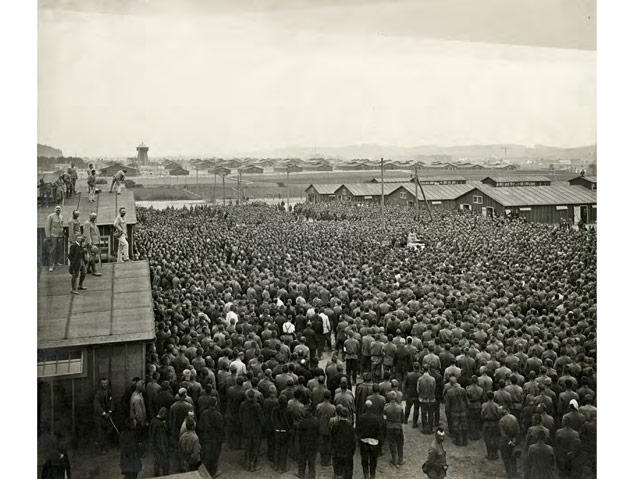 © Österreichisches Staatsarchiv Orthodoxe Messe im Kriegsgefangenenlager Wieselburg, Niederösterreich