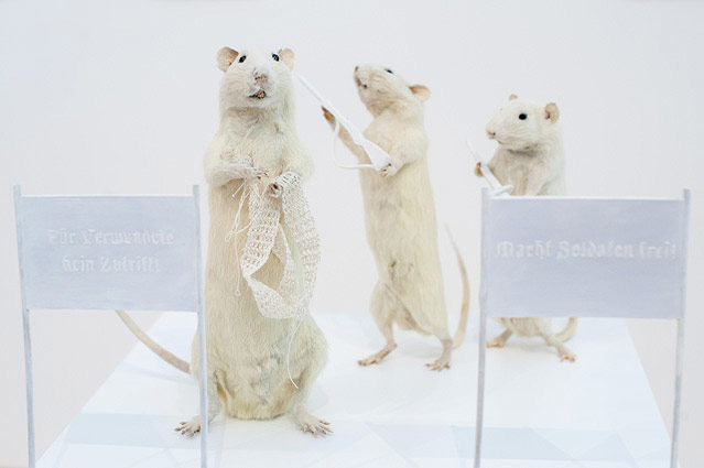 © ORF.at/Zita Köver Ratteninstallation der Künstlerin Deborah Sengl