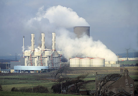 © picturedesk.com/Picture Alliance/David Woodfall Außenansicht des Atomkraftwerks Sellafield in England