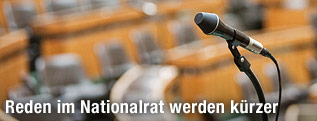 Mikrophon im Parlament