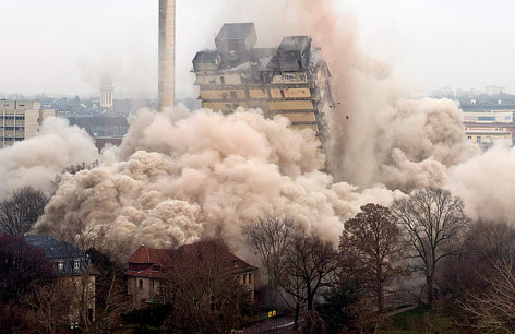 Sprengung des AFE-Turms in Frankfurt