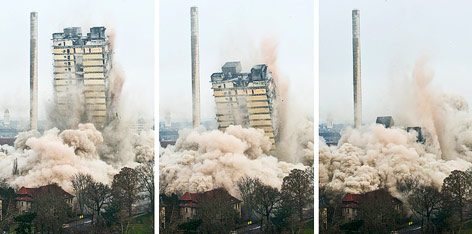 Sprengung des AFE-Turms in Frankfurt