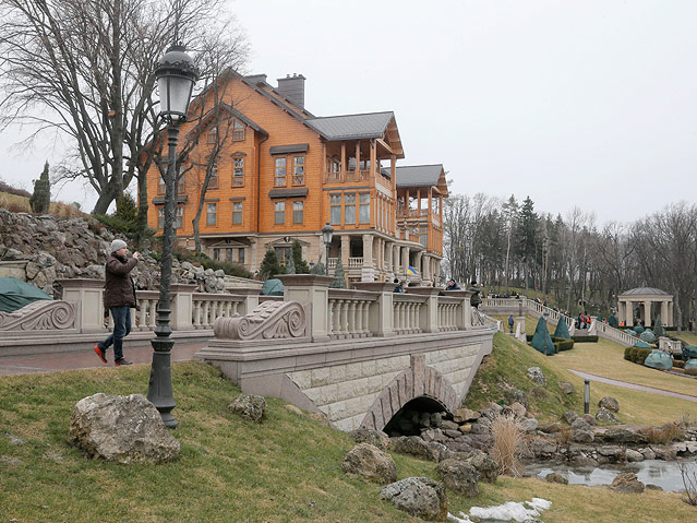 © APA/AP/Efrem Lukatsky Villa des ukrainischen Präsidenten Viktor Janukowitsch