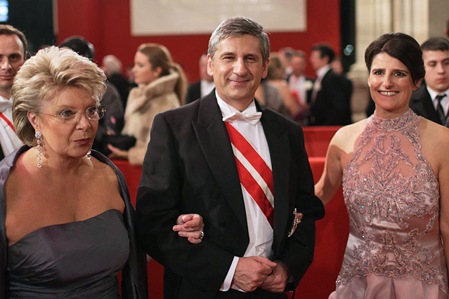 © ORF.at/Roland Winkler EU-Justizkommissarin Viviane Reding, Vizekanzler Michael Spindelegger und Margit Spindelegger