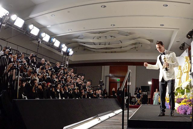 Dutzende Fotografen lichten Matthew McConaughey ab