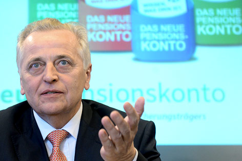© APA/Helmut Fohringer Sozialminister Rudolf Hundstorfer