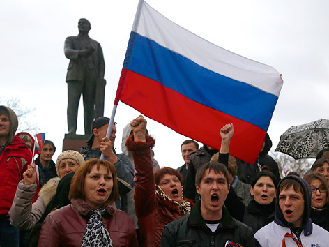 © APA/AP/Sergei Grits Pro-russische Demonstranten