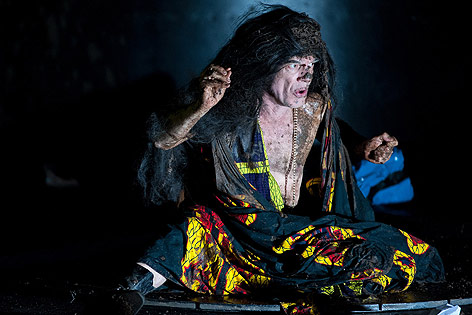 © Burgtheater/Reinhard Maximilian Werner Martin Wuttke in "Die Krönung Richards III" im Burgtheater