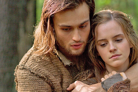 © © MMXIV Paramount Pictures Corporation and Regency Engtertainment (USA), Inc. All Rights Reserved Eine Szene aus dem Film "Noah" mit Douglas Booth und Emma Watson