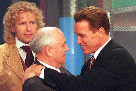 © APA/dap/Holger Hollemann Thomas Gottschalk, Michail Gorbatschow und Arnold Schwarzenegger