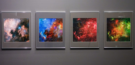 © ORF.at/Simon Hadler Ausstellungsansicht von NASA-Bildern des Nordamerikanebels
