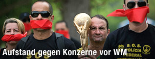 Protestierende Polizisten