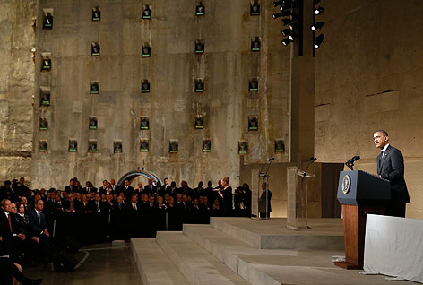 © APA/EPA/Mike Segar Obama
