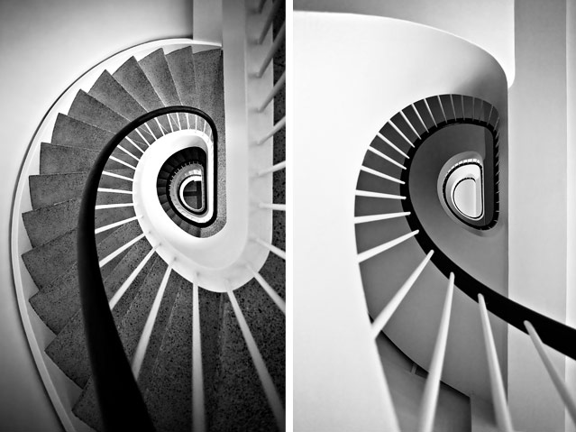 Zwei Fotos zeigen den Blick nach oben und nach unten in einem spiralförmigen Stiegenhaus