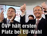 Othmar Karas und Michael Spindelegger (beide ÖVP) jubeln
