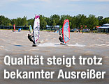 Surfer am Neusiedler See in Podersdorf