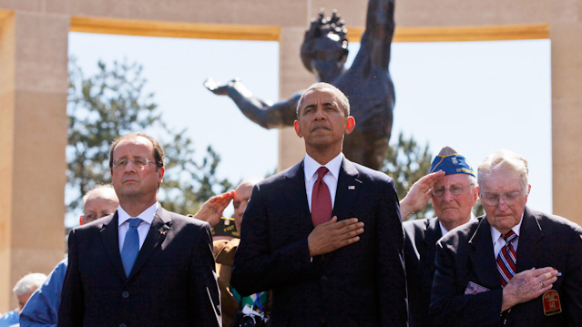 Hollande und Obama mit Veteranen am D-Day-Gedenktag
