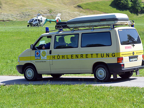 © APA/AP/Kerstin Joensson Fahrzeug der Höhlenrettung